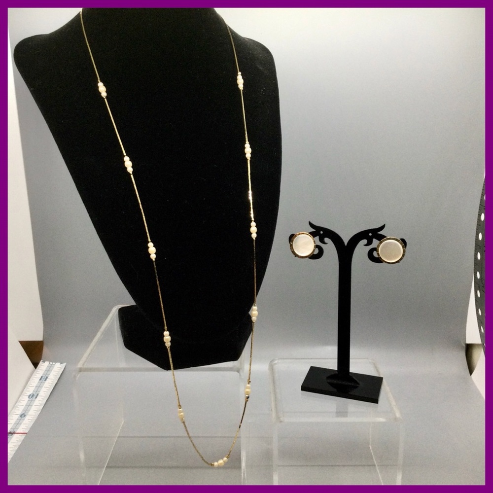 MOP Earrings w/Necklace